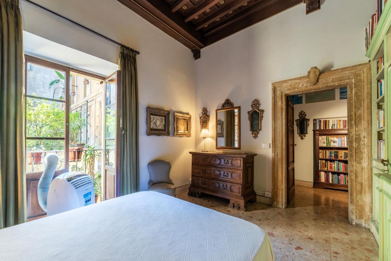 Pantheon Apartment - L'Angolo Nascosto Dei Quadri Roma Ngoại thất bức ảnh
