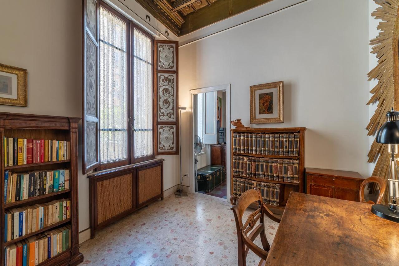 Pantheon Apartment - L'Angolo Nascosto Dei Quadri Roma Ngoại thất bức ảnh